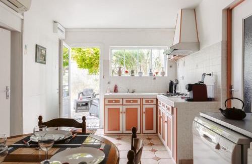Marennes House | Gite les Cigognes
