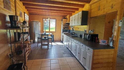 Bourbon-Lancy House | Grand Chalet