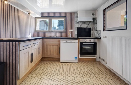 Saint-Medard-de-Mussidan House | Holiday Home "Les Petits Cailloux"