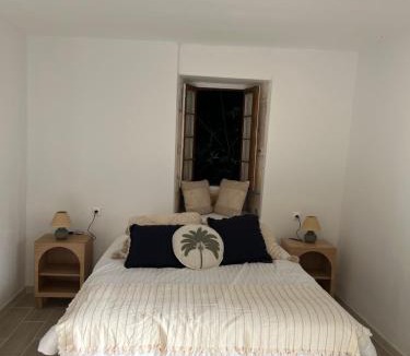 Bourdeilles Hotel | Hostellerie Les Griffons