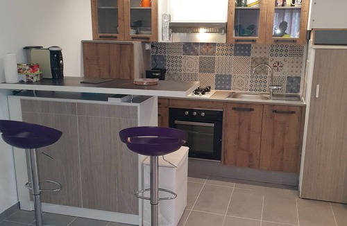 Montmuzard Apartment | Iyado21000