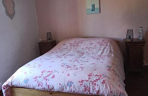 Saint-Medard-la-Rochette House | La Maison des 2L
