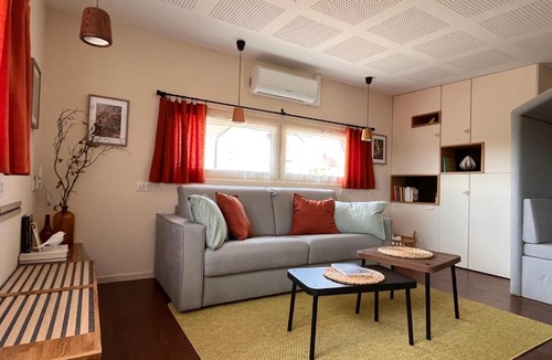 Messigny-et-Vantoux Apartment | LA MAISON DES BOIS D'OCRE - Gîte Appart Design - Clim Pkg Wifi Jardin à 10mn de Dijon