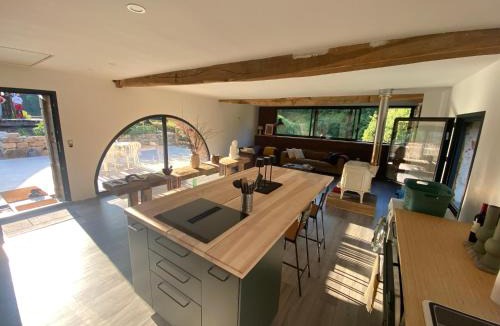 Basville House | La Vieille Scierie