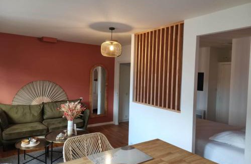 Auray Apartment | * LE CHAMARELLE * Hyper Centre Auray *