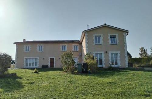 Bourdeilles Bed & Breakfast | Le clos de bourdeilles chambre 3 avec wifi