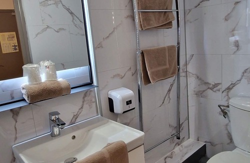 Figeac Hotel | Le Faubourg