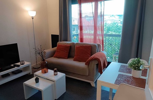 Clermont Ferrand City Centre Apartment | Le Jaude Centre Studio