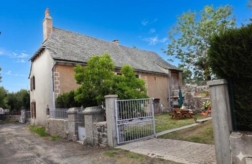 Argences-en-Aubrac House | Le Refuge de l'Argence
