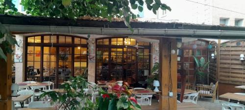 Annot Hotel | Les Callunes