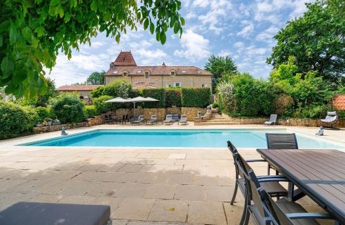 Montcabrier House | Les Tuquettes