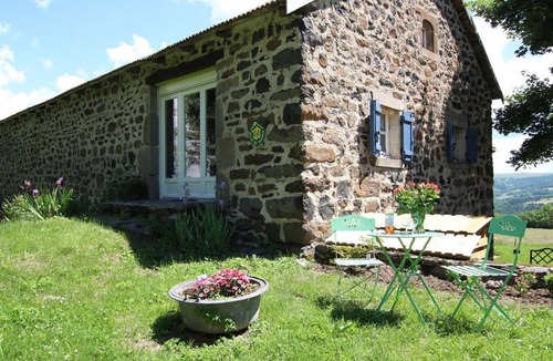 Saint-Front House | Location authentique avec cheminée et toit de chaume, proche nature et activités à St-Front - FR-1-582-291