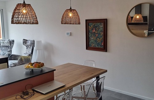 Figeac Apartment | Lovely apartment for 2, ideally located in Figeac, very nice amenities.