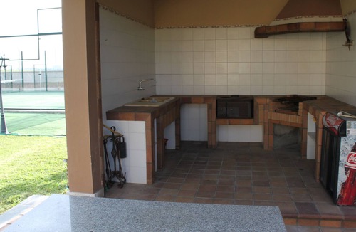 Montequinto Ski Chalet | Luxurious villa. Private pool & tennis courts. Subway