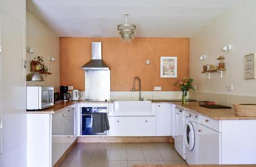 Nedde House | Maison Chalendeix