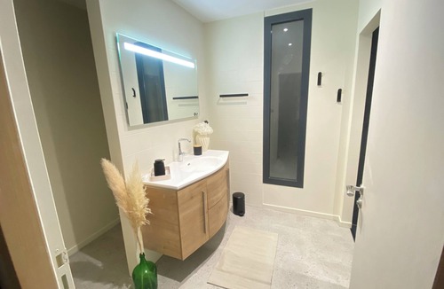Nantoux Cabin | MAISON COUCOU GITE 2/4 pers