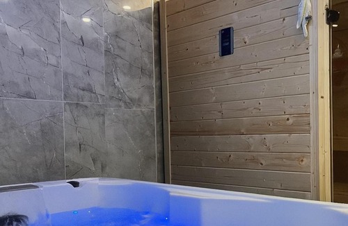 Weitbruch House | Maison privative SPA Jacuzzi Sauna Salle de jeux