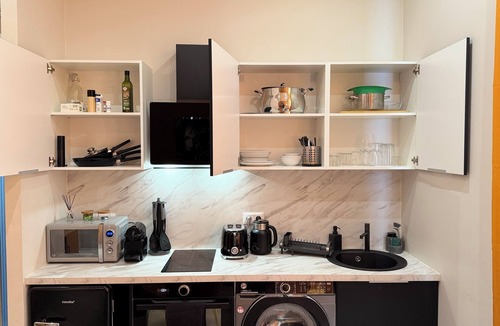 Grand Trou - Saint Jean De Dieu Apartment | Modern, fully-equipped studio