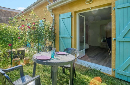 Barbotan-les-Thermes Apartment | Modern studio with terrace and wifi