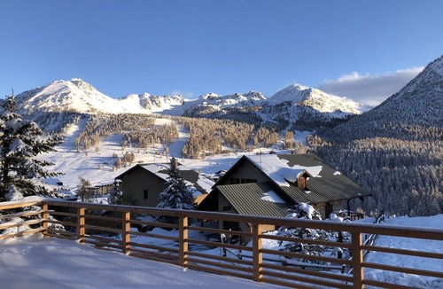 Montgenevre Ski Chalet | Montgenèvre 05100 Loue Chalet 12 Couchages - 5 Chambres 5 SdB - Sauna Salle Jeux
