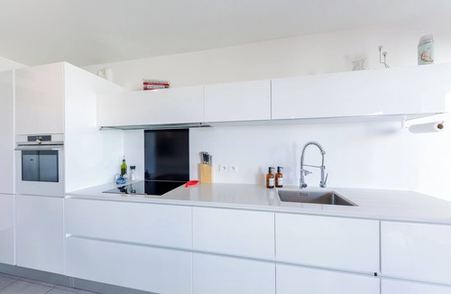 Saint-Sylvestre Apartment | NICE 130m2 Terrace with PANORAMIC VIEW, Swimming Pool, Free Parking, A/C, WIFI