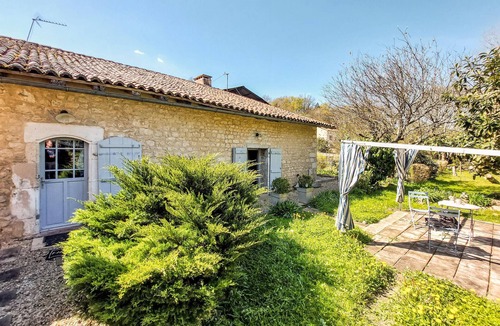 Cellefrouin House | Nice home in Cellefrouin with WiFi