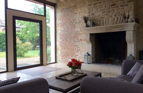 Tailly House | old winemaker's house