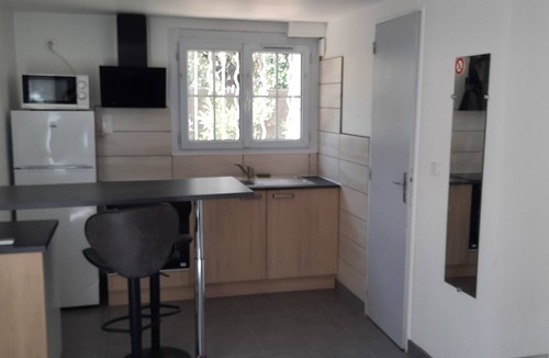 Le Pradet Apartment | Quiet studio 25