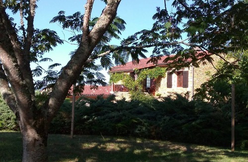 Saint-Germain-de-Belves House | Restored Stone Barn With Stunning Views (fiber)