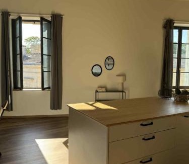 Eymet Apartment | Royal View
