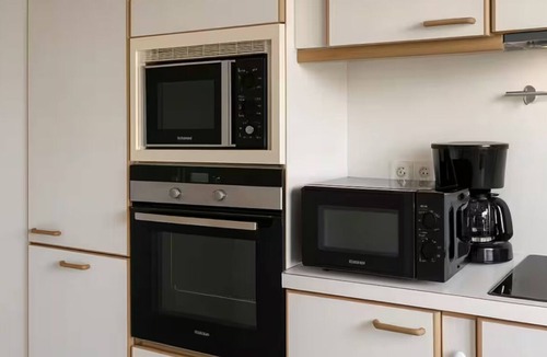 Uckange Apartment | Spacious border accommodation
