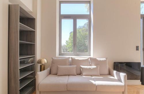 Ecully Apartment | Splendide studio, terrasse ensoleillée, Ecully