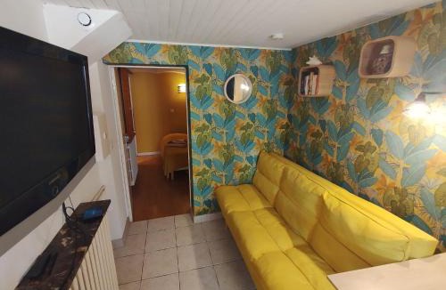 Aix-les-Bains Apartment | Studio Athena