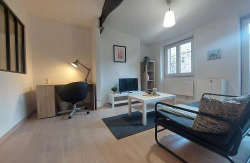 Blaye Apartment | Studio des Remparts - centre-ville de Blaye - Chelona'Loc