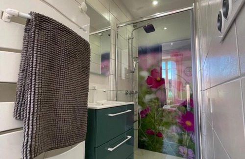 Chatel-Guyon Apartment | Studio Douceur Pastel avec ascenseur