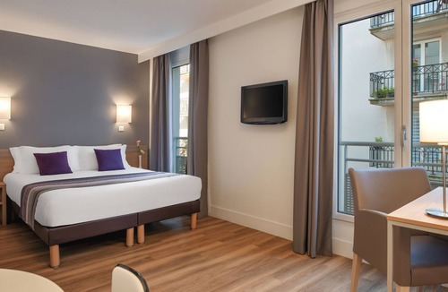 Quartier Saint-Ambroise Apartment | Studio Located Between Bastille Marais With Aircon