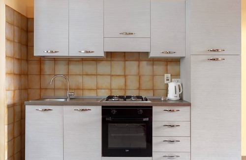 Montan-Angelin-Arensod Apartment | Studio 'Monolocale' with Mountain View and Shared Garden