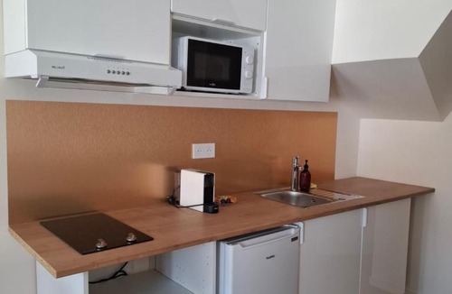 Vienne Apartment | Studio neuf 2026 - Centre Ancien - Proche marché