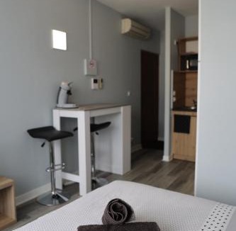 Bourges Apartment | Studio proche du centre ville - Studio Les Marais