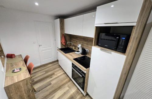 Eichhoffen Apartment | Studio Route des Vins d 'Alsace