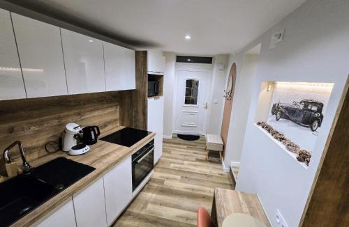 Eichhoffen Apartment | Studio Route des Vins d 'Alsace