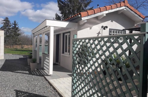 Vendat Apartment | Studio Vendat, studio flat, 2 persons