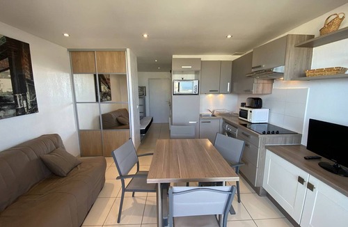 Le Port Apartment | Studio with panoramic view - 4 guests