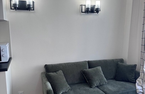Bourges Apartment | T2 Design - Hyper Centre - Private Parking - Walking distance to Cathedral