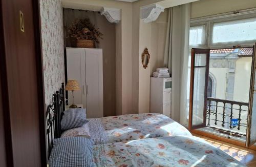 Oviedo City Centre Bed & Breakfast | Uría 25 rooms