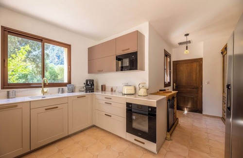 Ota Villa | Villa Excelsior - An exceptional interlude between sea and mountains