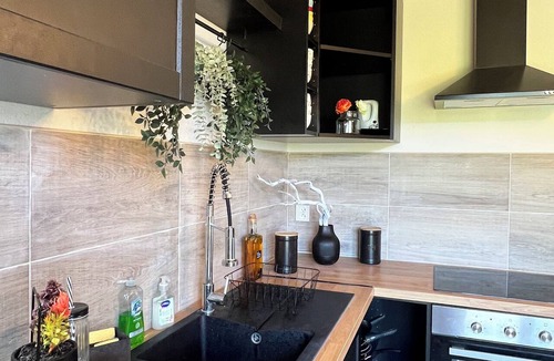 Nohanent House | Villa Papillon: Accommodates 2 to 6 People, Clermont-Ferrand