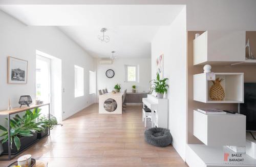 Saint-Marcel Villa | Villa QUEEN Marseille avec jardin, piscine et spa chauffé interieur - 15 couchages