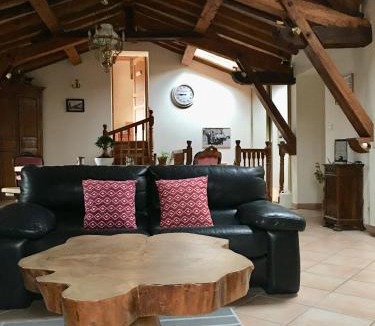 Bazus House | Violette