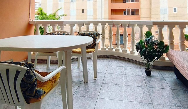 2 bedroom beach front apartment in Moncofa